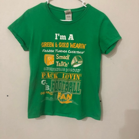 Woman’s funny packers shirt - Picture 2 of 8